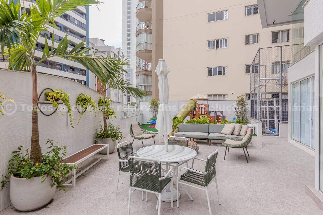 Foto do imóvel Apartamento com 4 suítes no Olimpia Residence, Centro de Balneário Camboriú