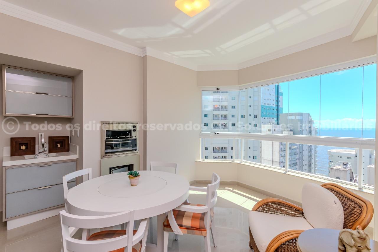 Apartamento com 3 suítes no Gran Royalle na Barra Sul em Balneário Camboriú