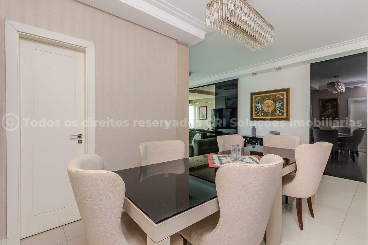 Foto do imóvel Apartamento Mobiliado com 04 dormitórios á venda no Villa Serena com Vista Mar em Balneário Camboriú 