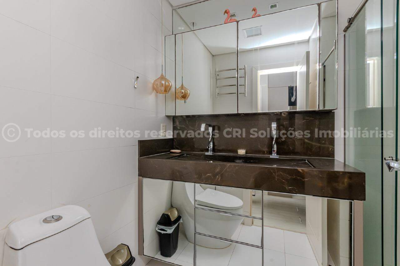 Foto do imóvel Apartamento Mobiliado com 04 dormitórios á venda no Villa Serena com Vista Mar em Balneário Camboriú 