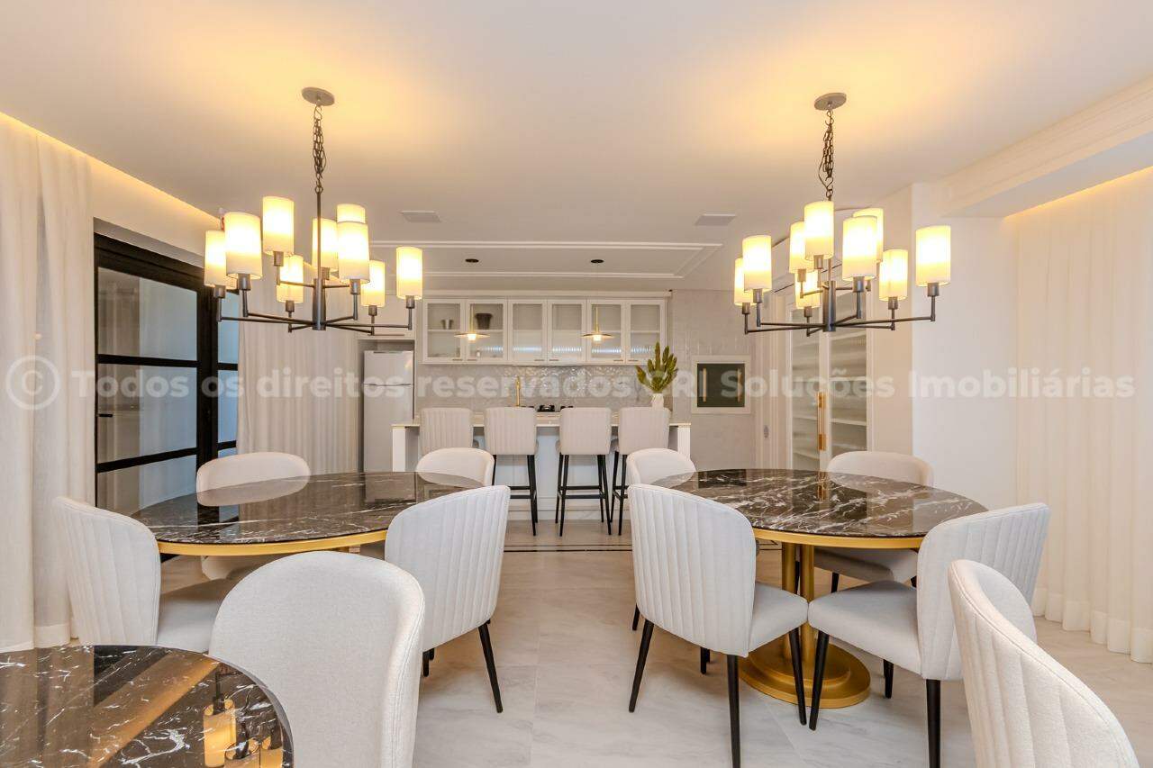 Apartamento no Edifício Brava Vita com 03 Suítes na Praia Brava, Itajaí