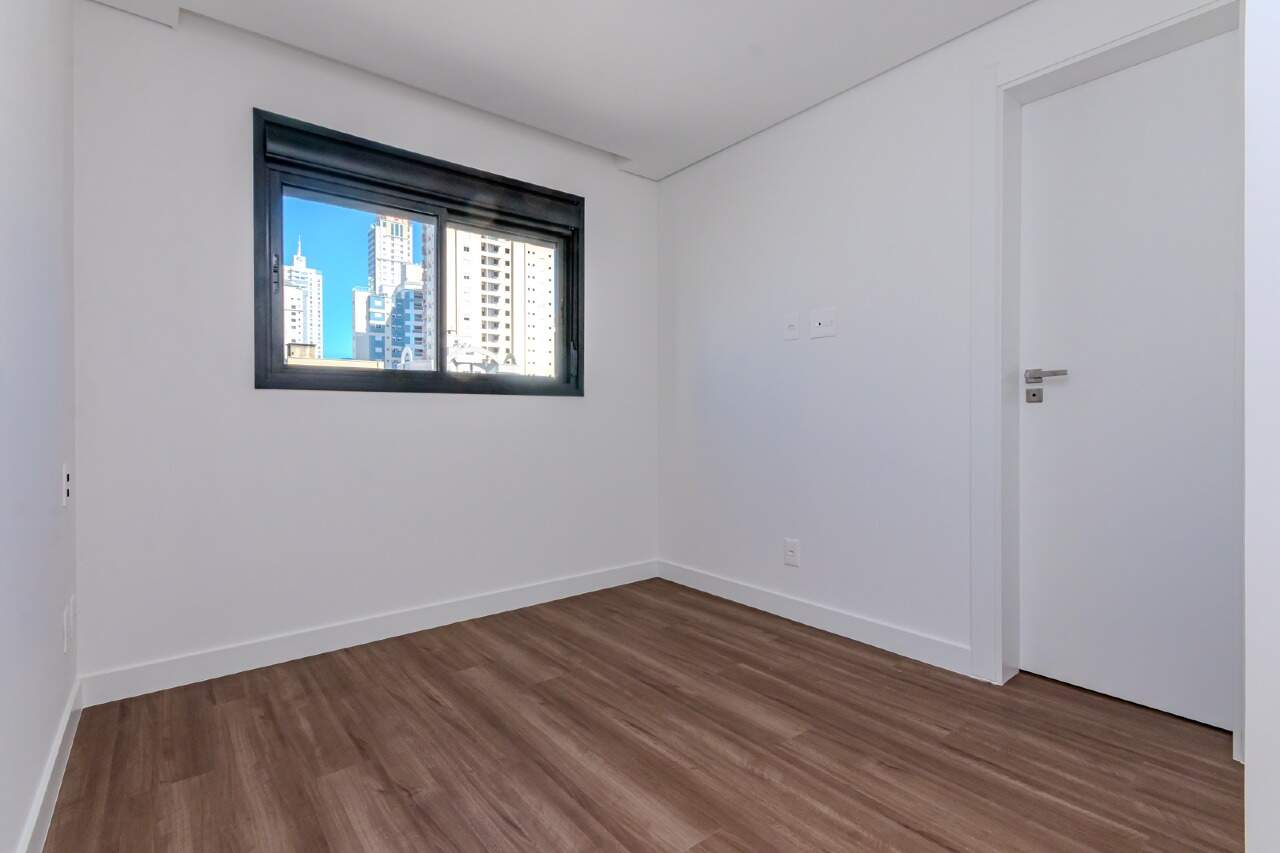 Foto do imóvel Apartamento no Edifício Marabella Tower em Balneário Camboriú – 112m², 3 dormitórios e lazer completo