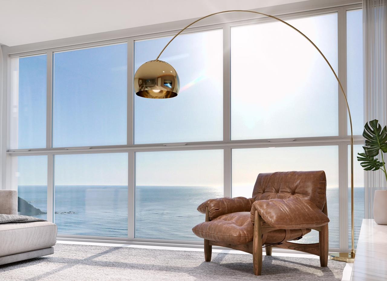 Foto do imóvel Apartamento de alto-padrão com 4 suítes e 4 vagas de garagem á venda no Edifício Grand Place em Balneário Camboriú