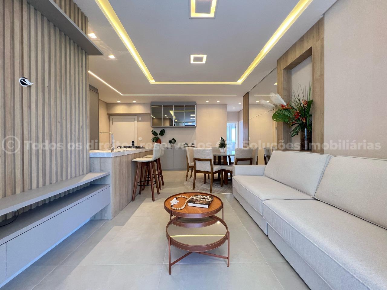 Apartamento com 3 suítes e 3 vagas no Edifício Pleniluni na Meia Praia em Itapema