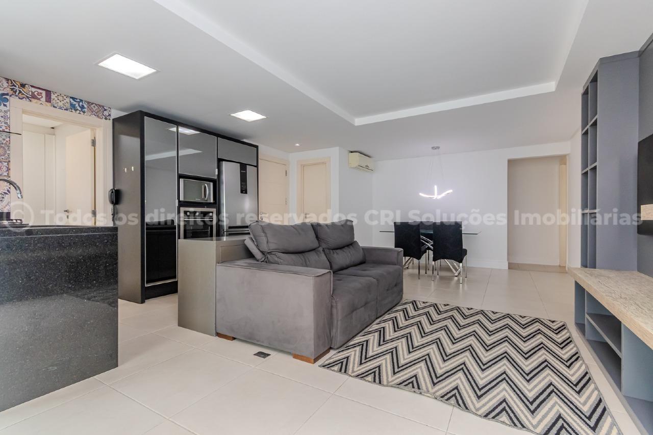 Foto do imóvel Apartamento 2 suítes no Residencial Porto Luna em Balneário Camboriú – 95m² mobiliado