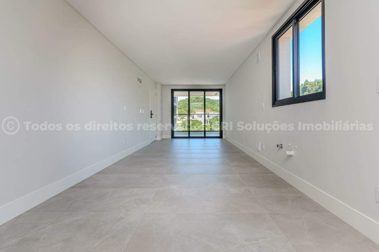 Foto do imóvel Apartamento com 2 Suítes à Venda no Edifício Saint Antoine na Praia Brava em Itajaí