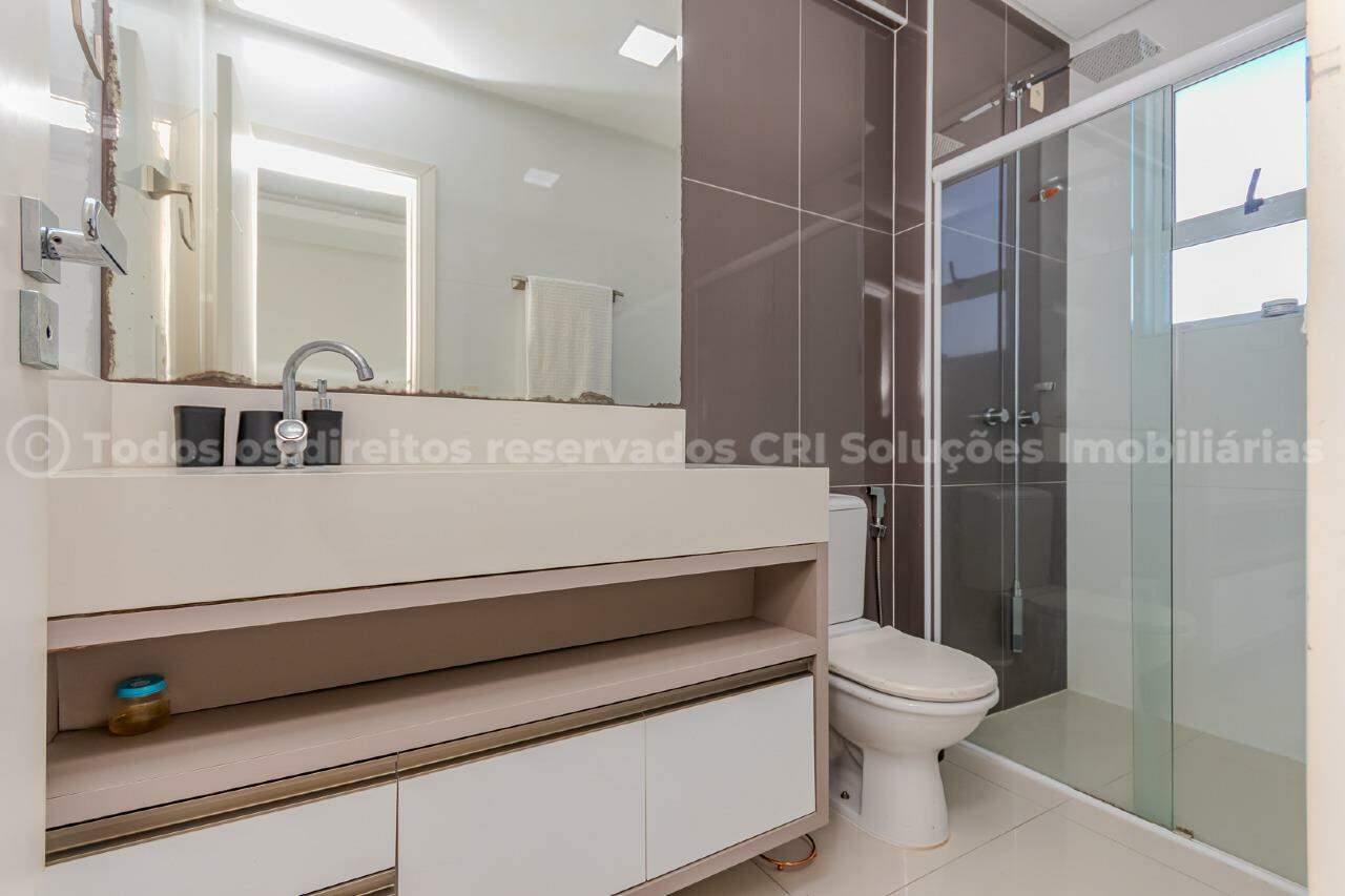 Foto do imóvel Apartamento 5 Suítes Mobiliado à Venda no Edifício Imperial Palace – Meia Praia-Itapema