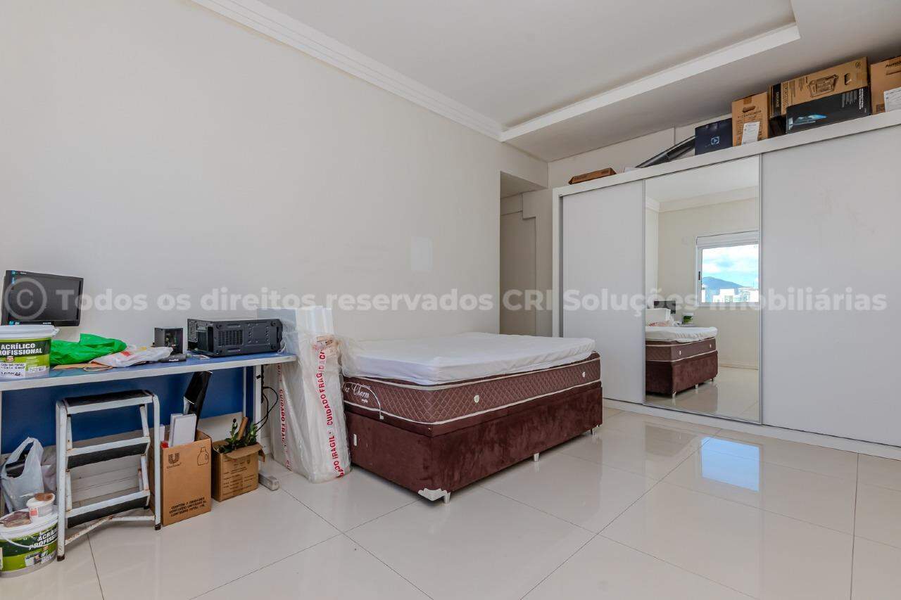 Foto do imóvel Apartamento 5 Suítes Mobiliado à Venda no Edifício Imperial Palace – Meia Praia-Itapema