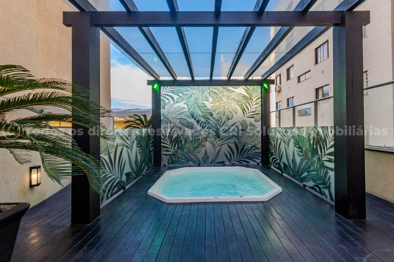 Foto do imóvel Apartamento 5 Suítes Mobiliado à Venda no Edifício Imperial Palace – Meia Praia-Itapema