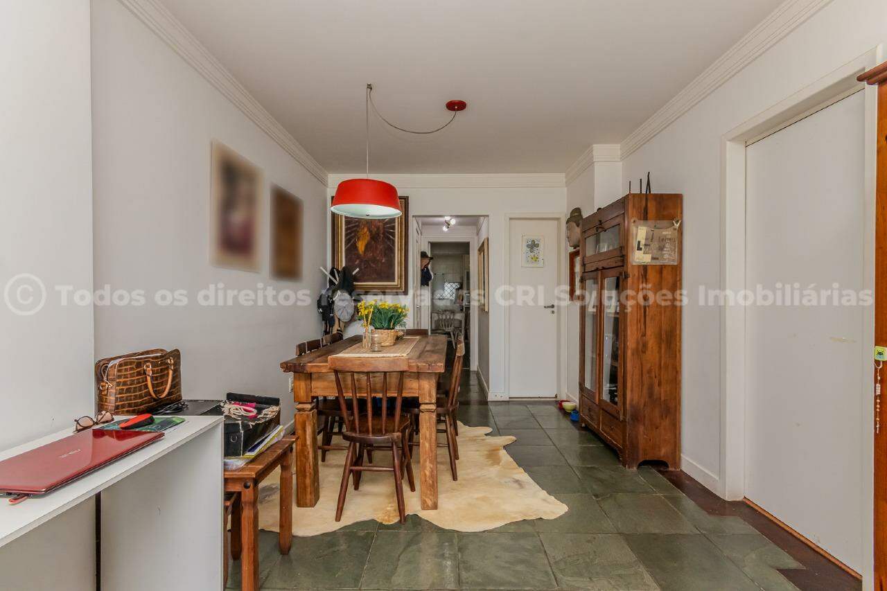 Foto do imóvel Apartamento Mobiliado Vista Mar com 03 dormitórios á venda no Edifício Ilha de São Sebastião na Barra Sul