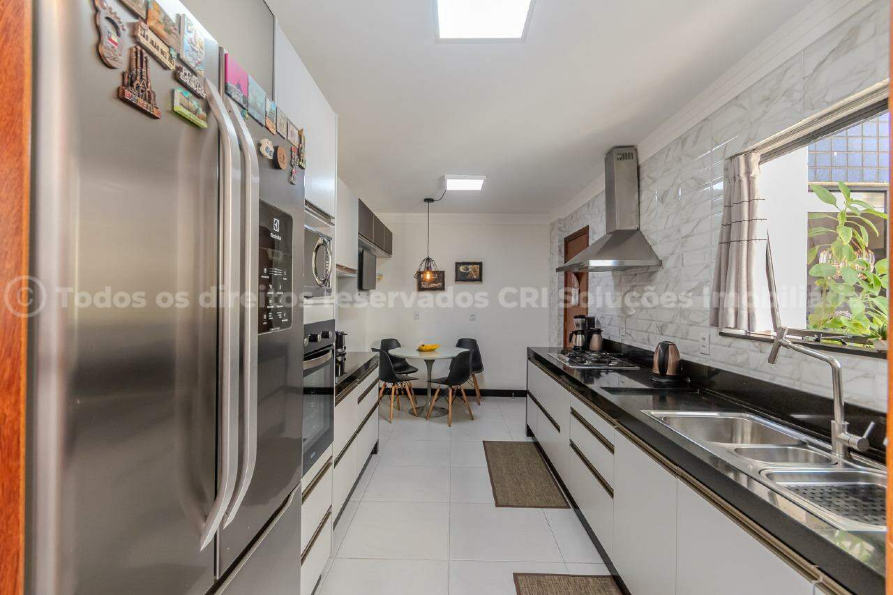 Foto do imóvel Apartamento no Edifício Residencial Ariribá com 04 Suítes Mobiliado na Fazenda em Itajaí. 