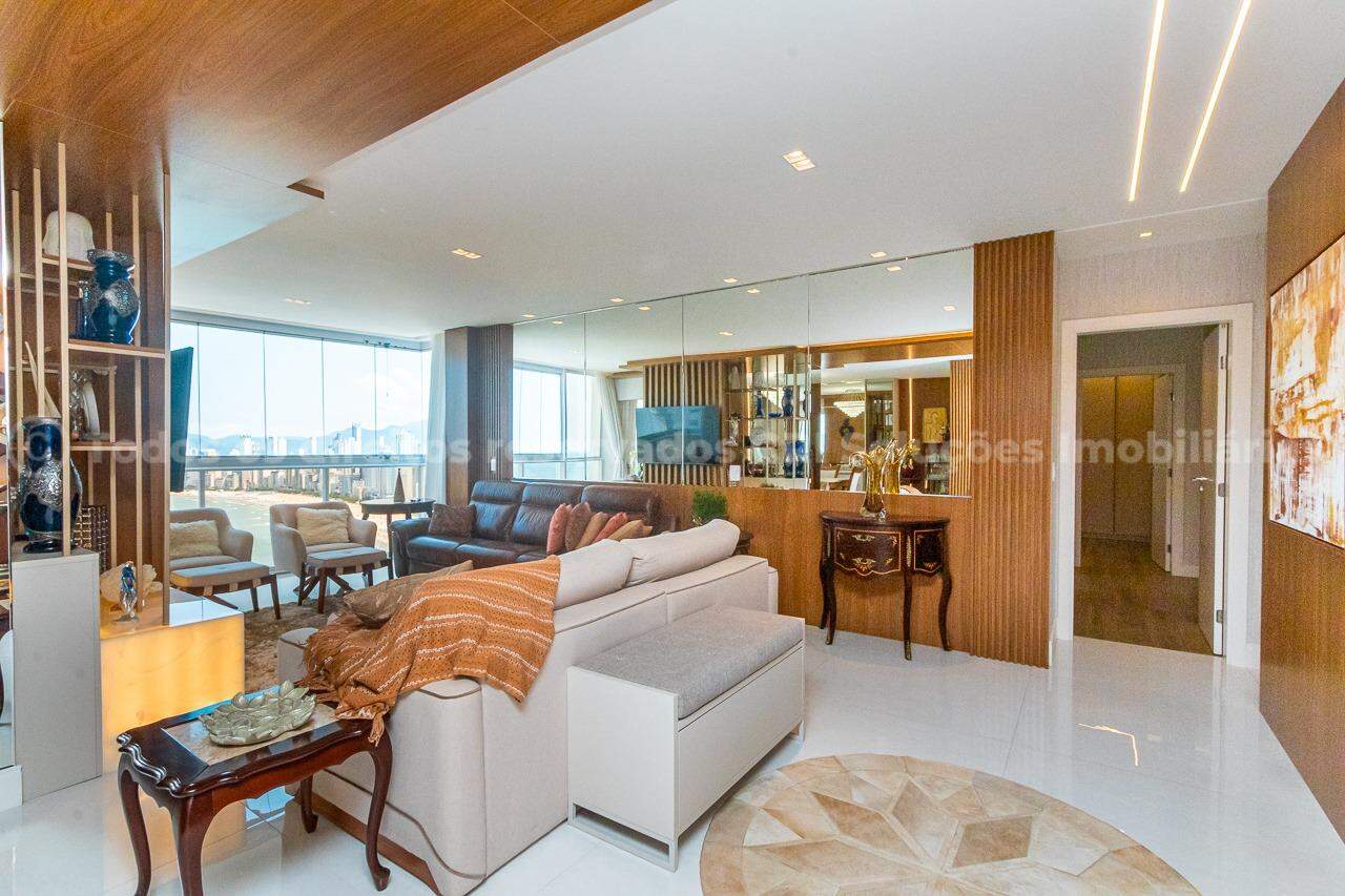 Foto do imóvel Apartamento 4 Suítes no Edifício Italian no Bairro Pioneiros Balneário Camboriú