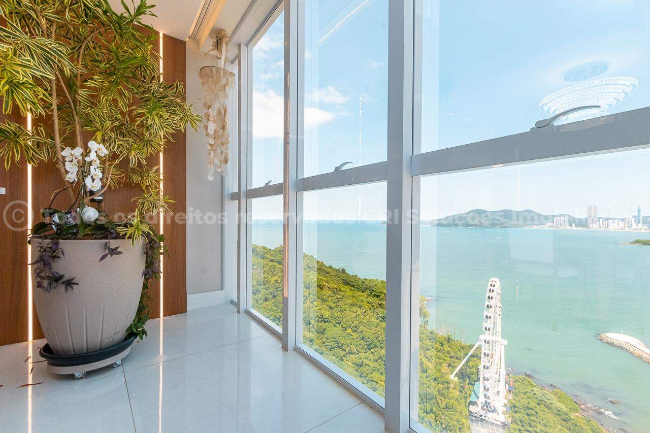 Foto do imóvel Apartamento 4 Suítes no Edifício Italian no Bairro Pioneiros Balneário Camboriú