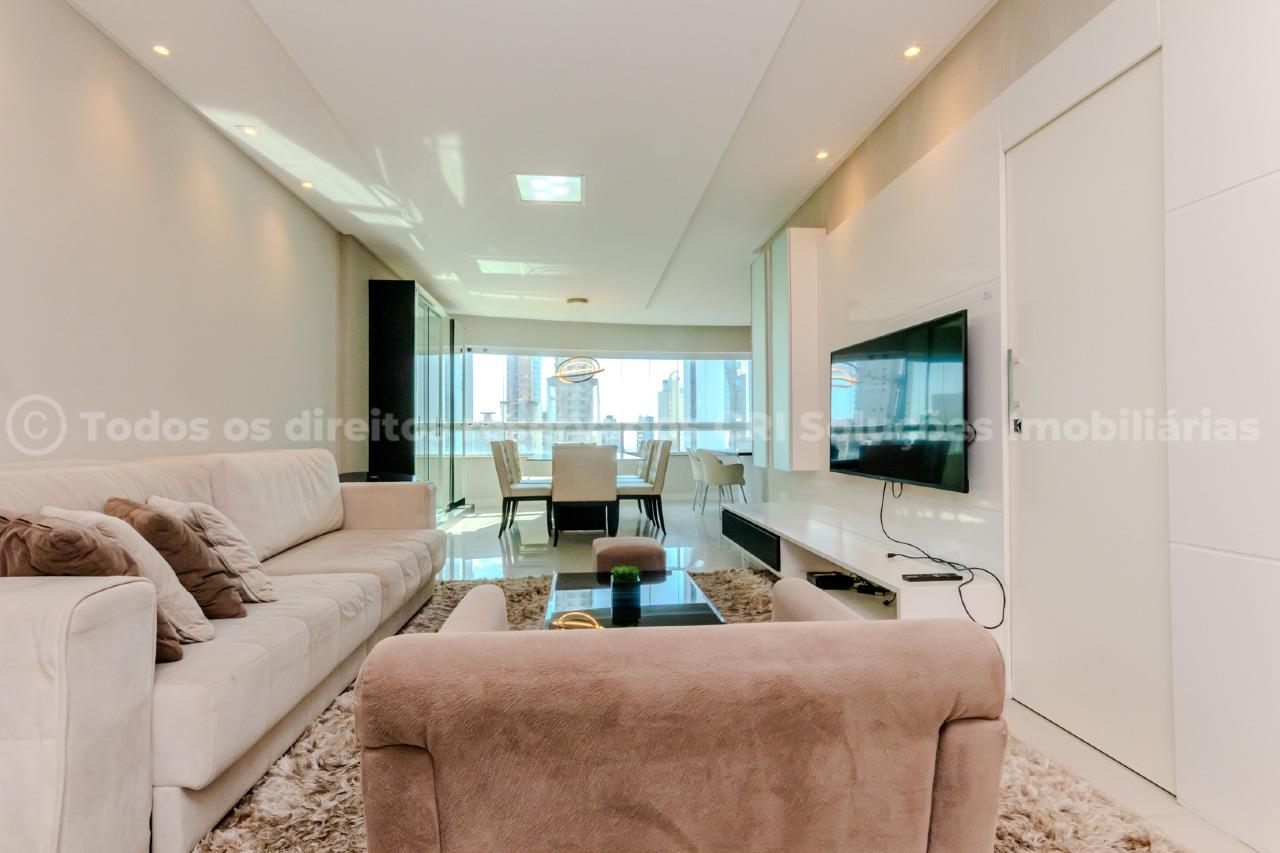 Foto do imóvel Apartamento Mobiliado de 3 Quartos no Edifício Porto da Barra em Balneário Camboriú – 130m²
