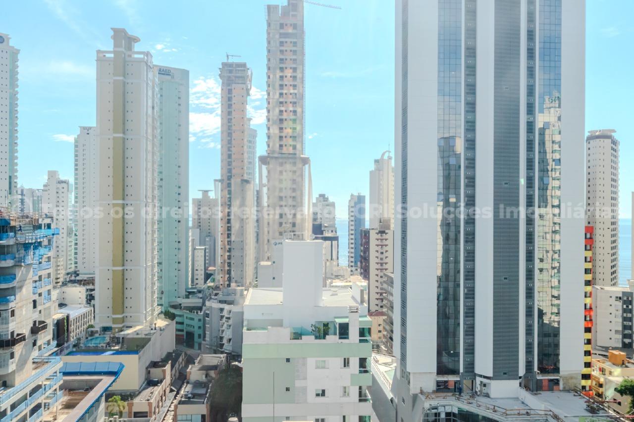 Foto do imóvel Apartamento Mobiliado de 3 Quartos no Edifício Porto da Barra em Balneário Camboriú – 130m²