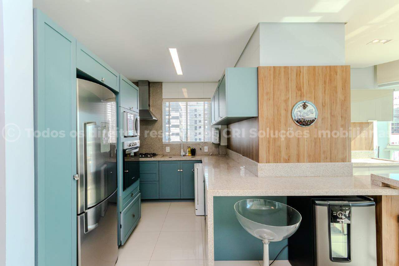 Foto do imóvel Apartamento Mobiliado de 3 Quartos no Edifício Porto da Barra em Balneário Camboriú