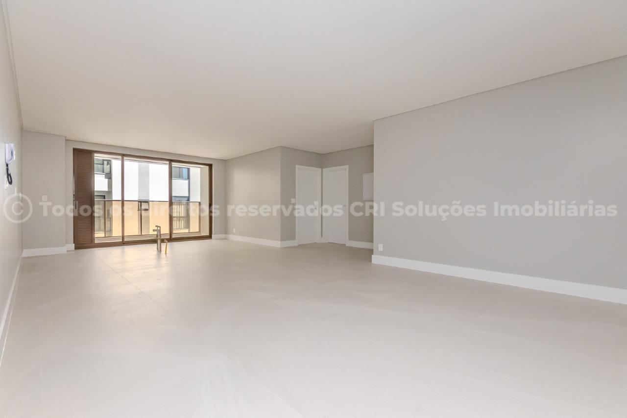 Apartamento no Edifício Ocean Wind com 03 suítes na Praia Brava em Itajaí.
