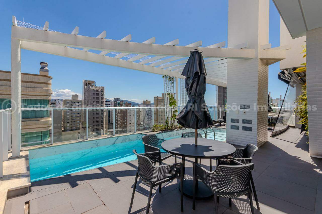 Foto do imóvel Apartamento de 4 suítes no Zaha Building com 153m² em Meia Praia Itapema