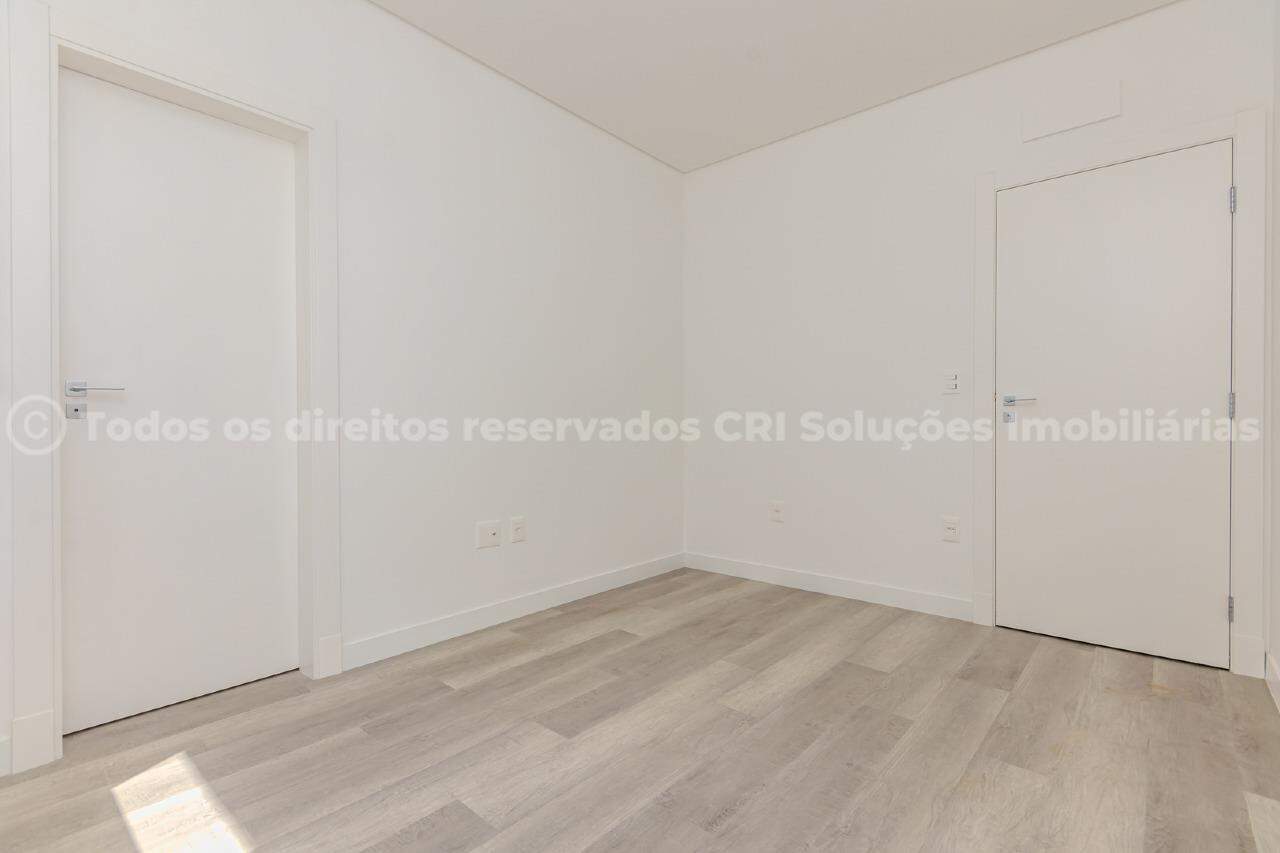 Foto do imóvel Apartamento de 4 suítes no Zaha Building com 153m² em Meia Praia Itapema