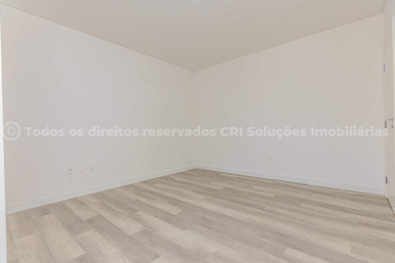Foto do imóvel Apartamento de 4 suítes no Zaha Building com 153m² em Meia Praia Itapema