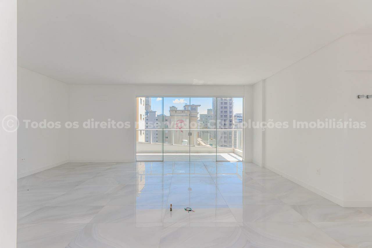Foto do imóvel Apartamento no Zaha Building com 4 suítes e 153m² na Meia Praia Itapema