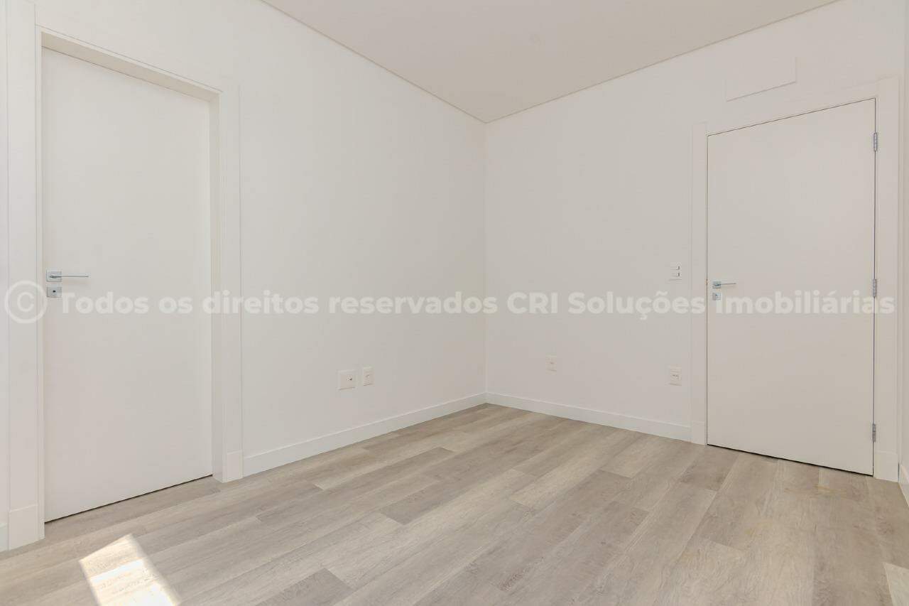 Foto do imóvel Apartamento no Zaha Building com 4 suítes e 3 vagas na Meia Praia Itapema