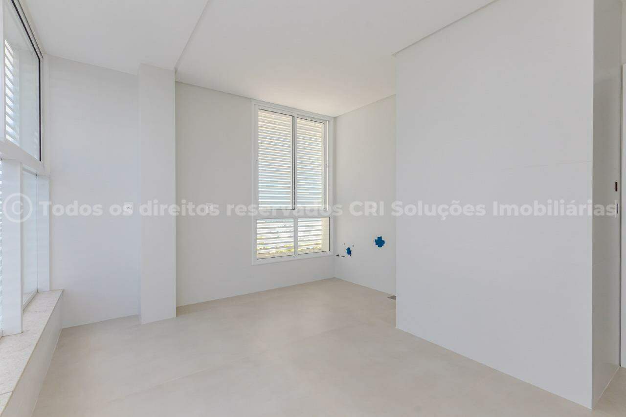 [Edificio] Cobertura à venda Riva Praia Brava: 