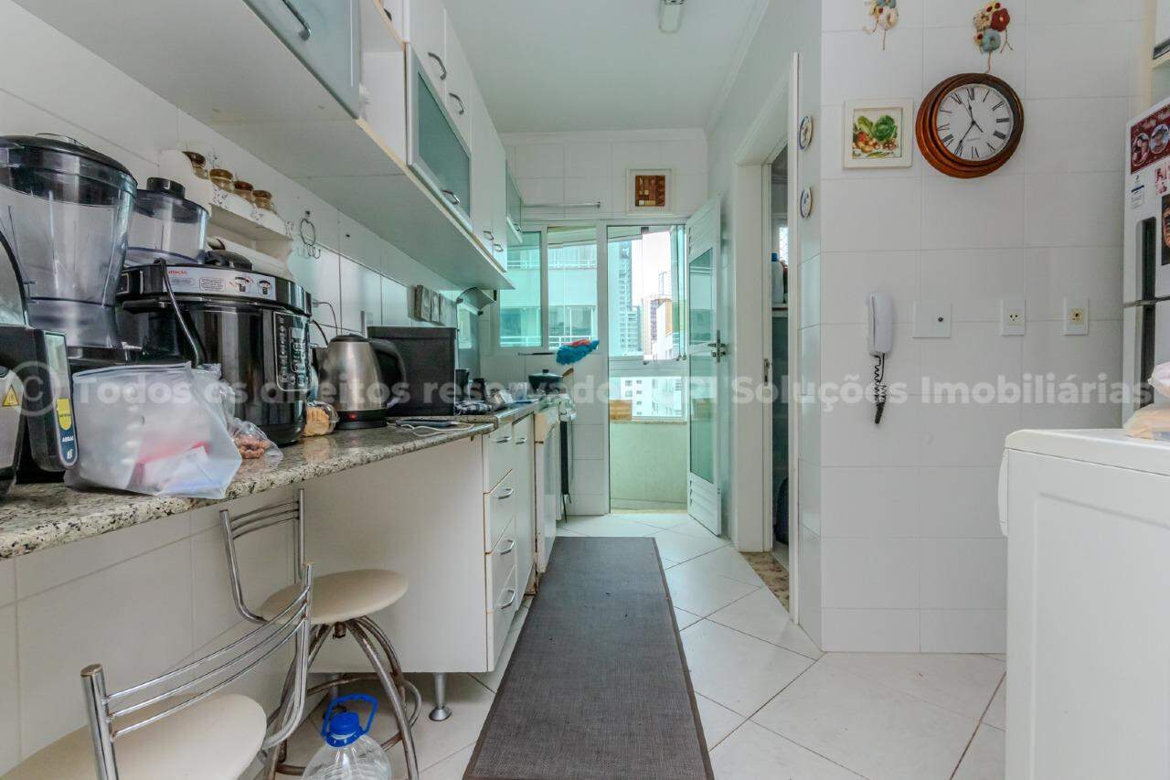 Foto do imóvel Apartamento Mobiliado com 03 dormitórios á venda no Residencial Mero em Balneário Camboriú