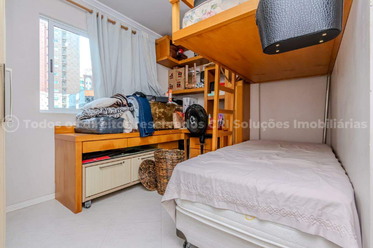 Foto do imóvel Apartamento Mobiliado com 03 dormitórios á venda no Residencial Mero em Balneário Camboriú