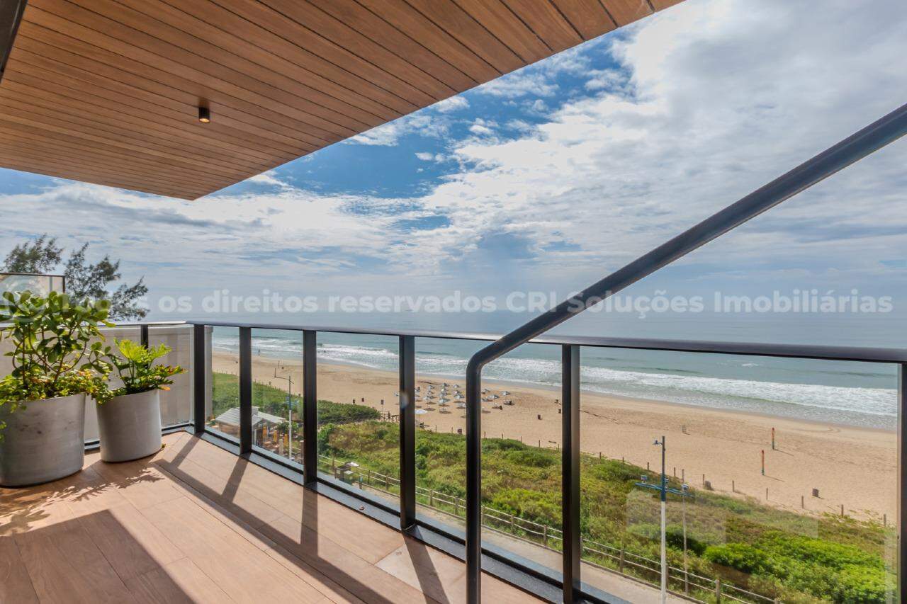 Foto do imóvel Apartamento 3 Suítes Mobiliado à Venda no Edifício Sunrise – Frente Mar, Praia Brava, Itajaí | Vida na praia