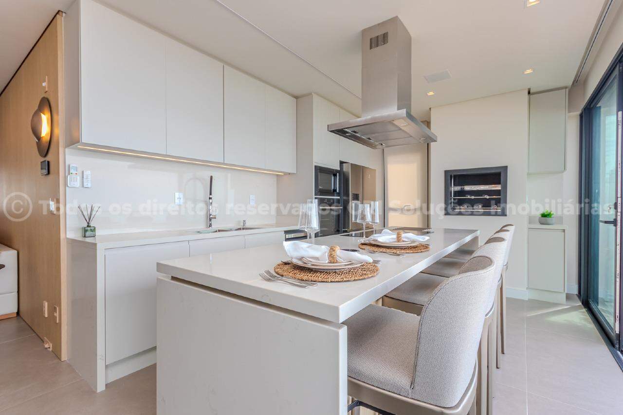 Foto do imóvel Apartamento 3 Suítes Mobiliado à Venda no Edifício Sunrise – Frente Mar, Praia Brava, Itajaí | Vida na praia