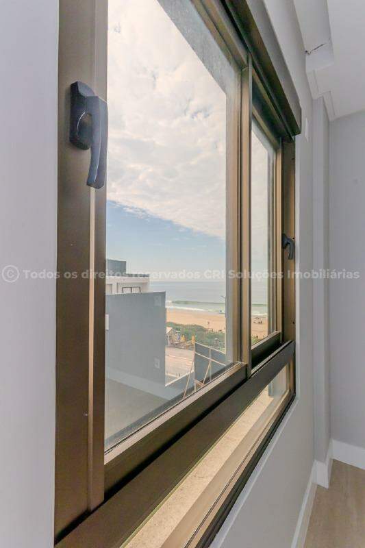 Foto do imóvel Apartamento com 4 suítes e 3 vagas no Edifício Hobus Concept, Praia Brava Itajaí