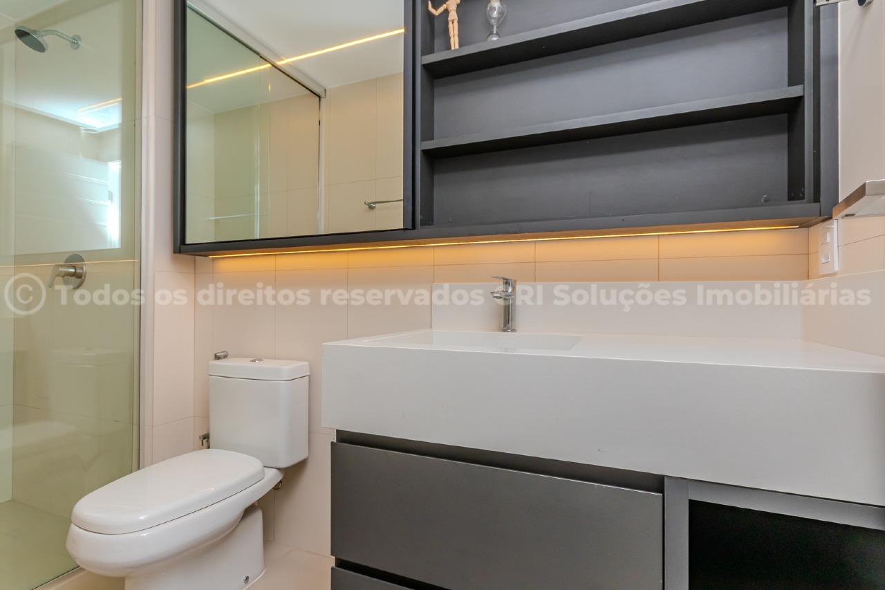 Foto do imóvel Apartamento Mobiliado Vista Mar com 03 suítes á venda no Edifício Phoenix Tower em Balneário Camboriú
