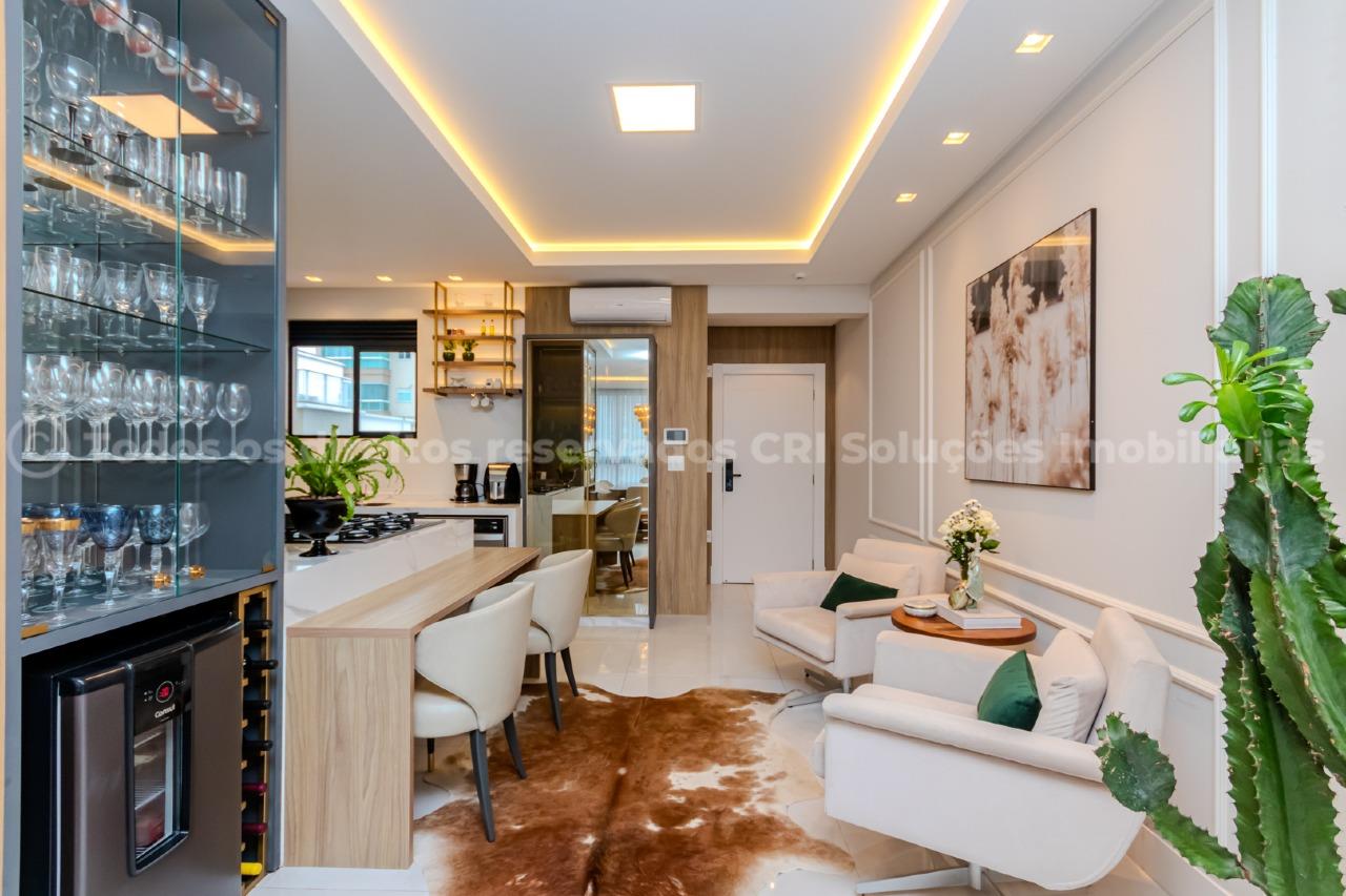 Foto do imóvel Apartamento Mobiliado com 04 Dormitorios á venda no Edifício North Shore em Balneário Camboriu
