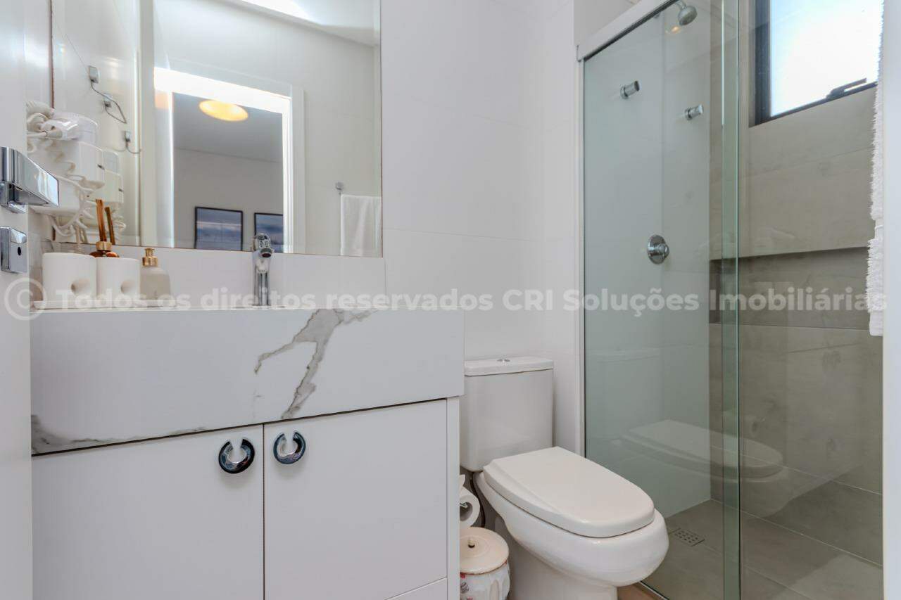 Foto do imóvel Apartamento Mobiliado com 04 Dormitorios á venda no Edifício North Shore em Balneário Camboriu
