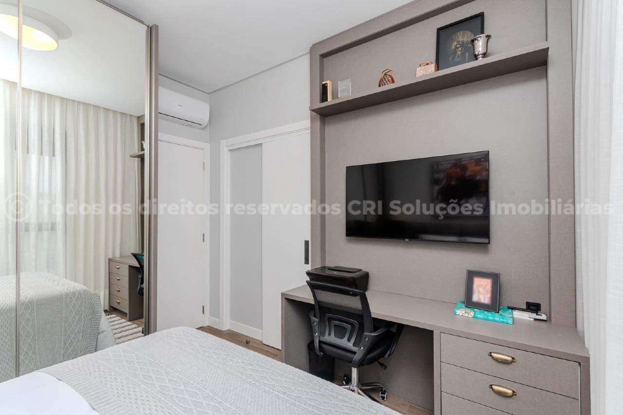 Foto do imóvel Apartamento Mobiliado com 04 Dormitorios á venda no Edifício North Shore em Balneário Camboriu