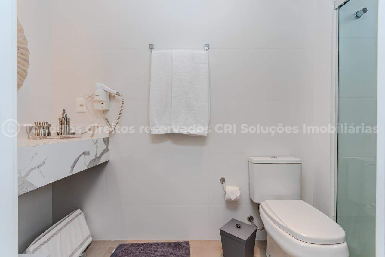Foto do imóvel Apartamento Mobiliado com 04 Dormitorios á venda no Edifício North Shore em Balneário Camboriu