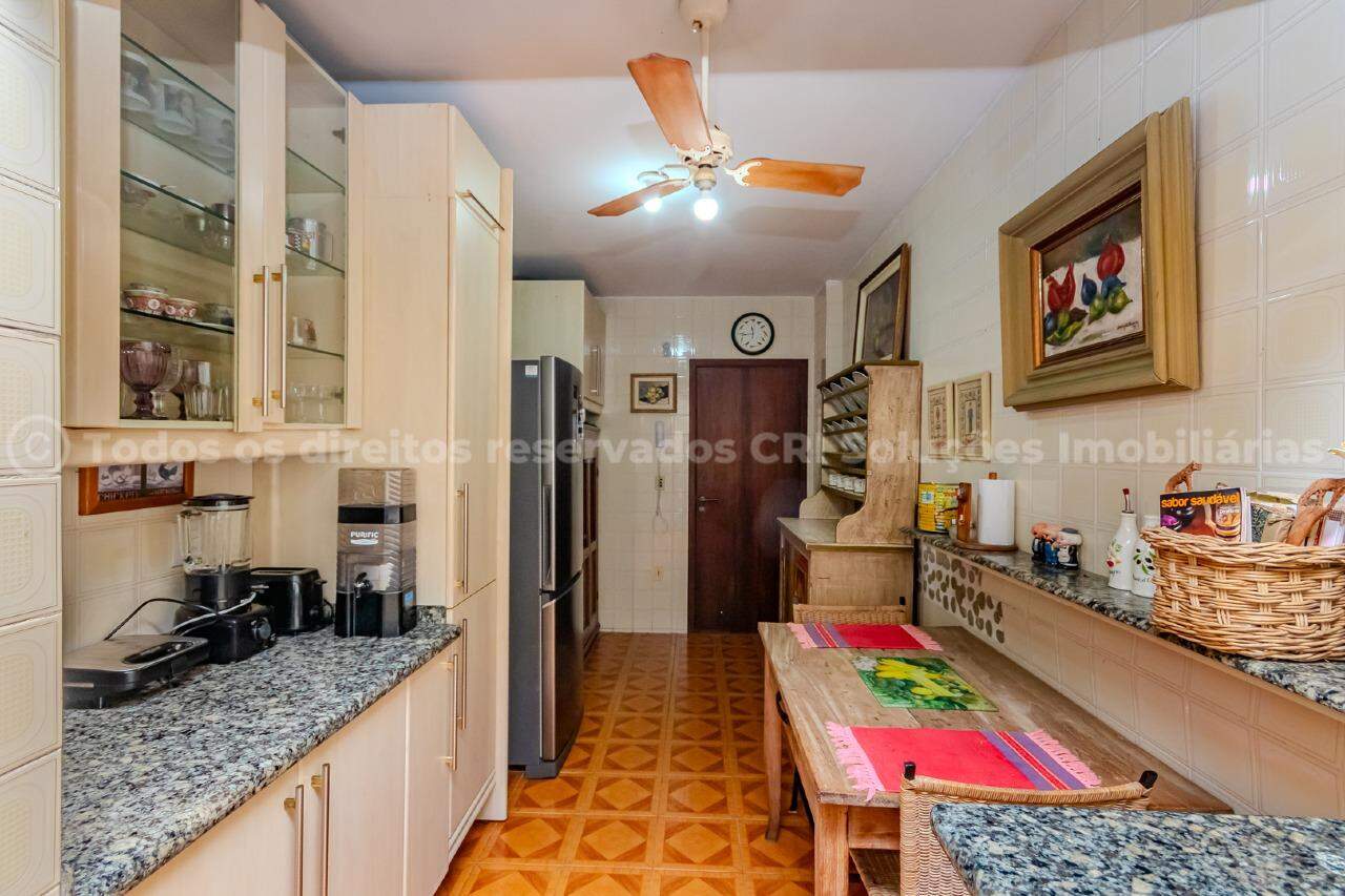 Foto do imóvel Apartamento Mobiliado com Vista Mar com 03 Dormitórios no Edifício Atlântico Sul em Balneário Camboriú