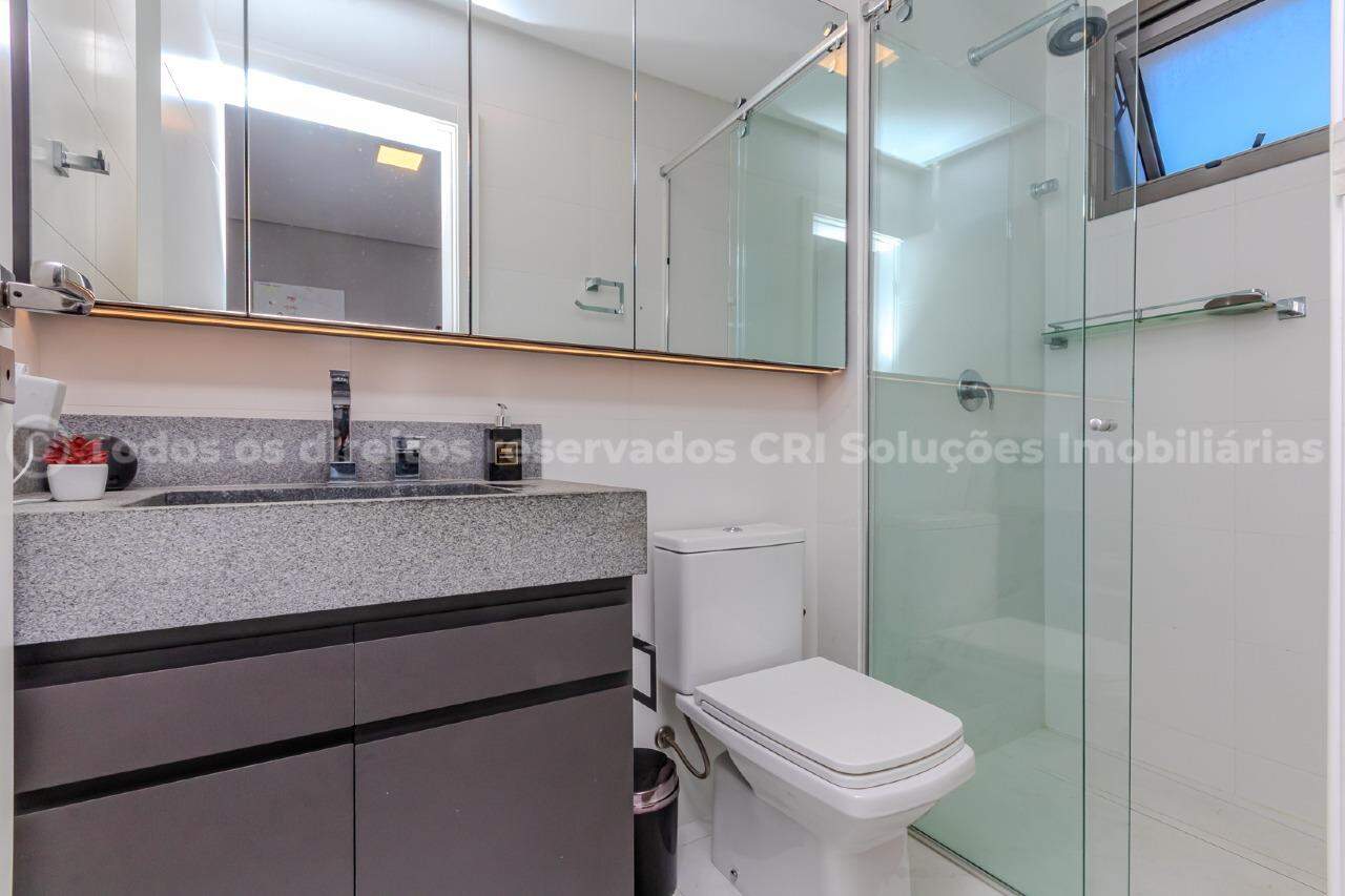 Foto do imóvel Apartamento a venda no Edifício Royal Tower com 04 Suítes no Centro de Balneário Camboriú.