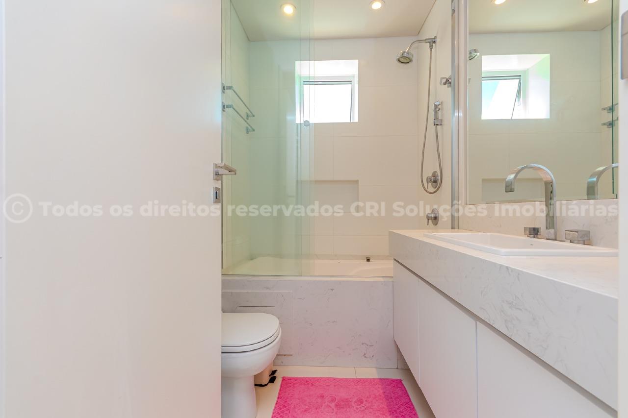 Foto do imóvel Apartamento mobiliado no Mirage Residence Praia Brava com 4 suítes e vista para o mar