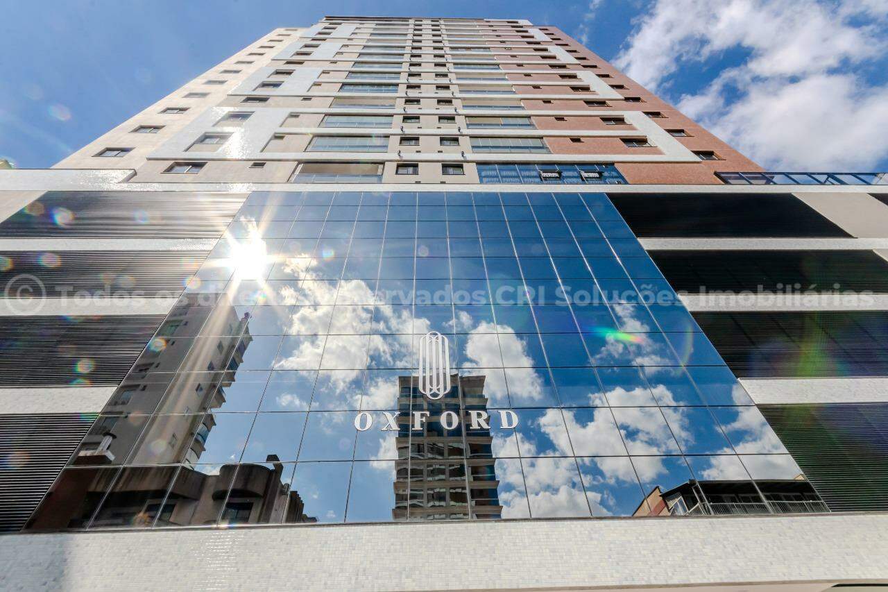 Foto do imóvel Apartamento 3 suítes a venda no edifício Oxford na Meia Praia, Itapema