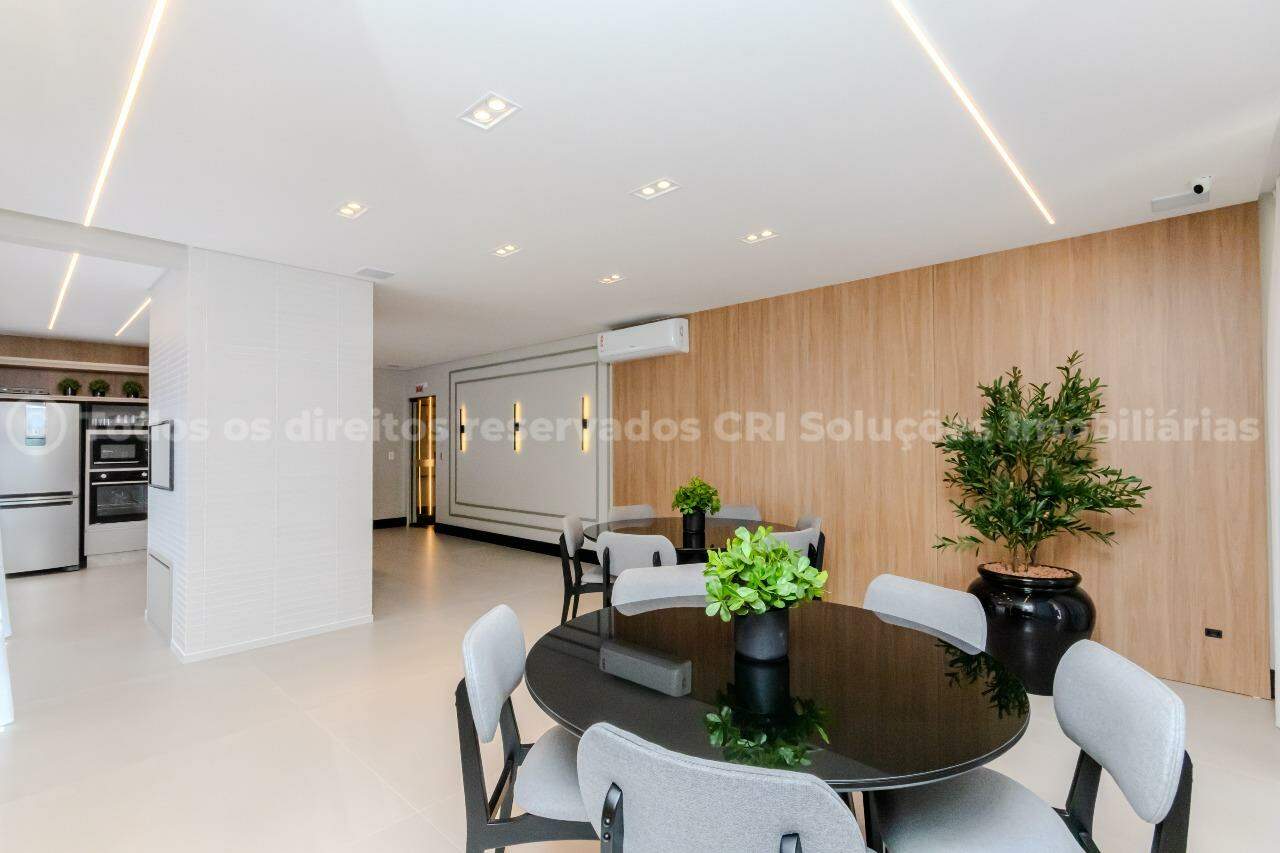 Foto do imóvel Apartamento 3 suítes a venda no edifício Oxford na Meia Praia, Itapema