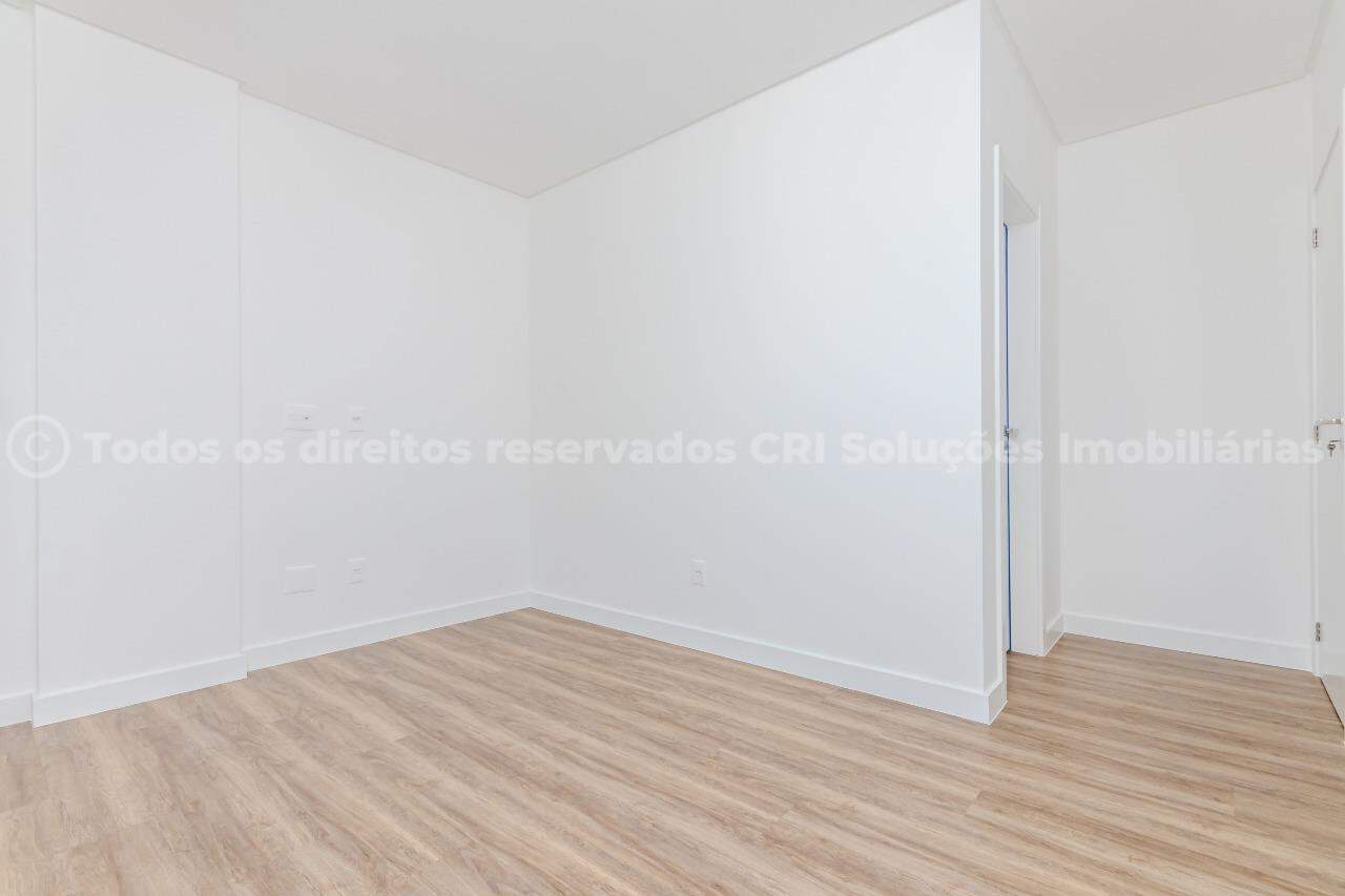 Foto do imóvel Apartamento 3 suítes a venda no edifício Oxford na Meia Praia, Itapema