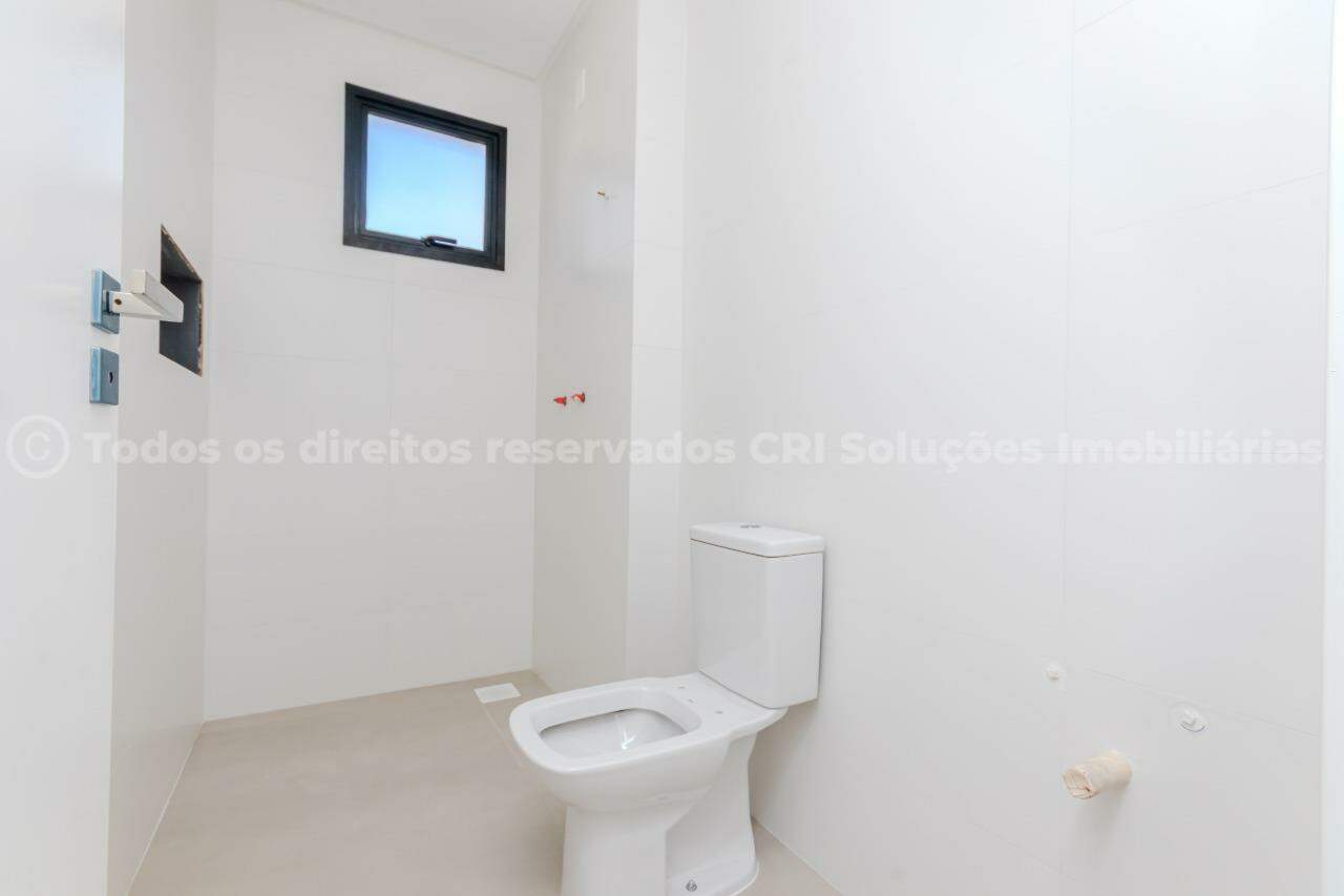 Foto do imóvel Apartamento 3 suítes a venda no edifício Oxford na Meia Praia, Itapema