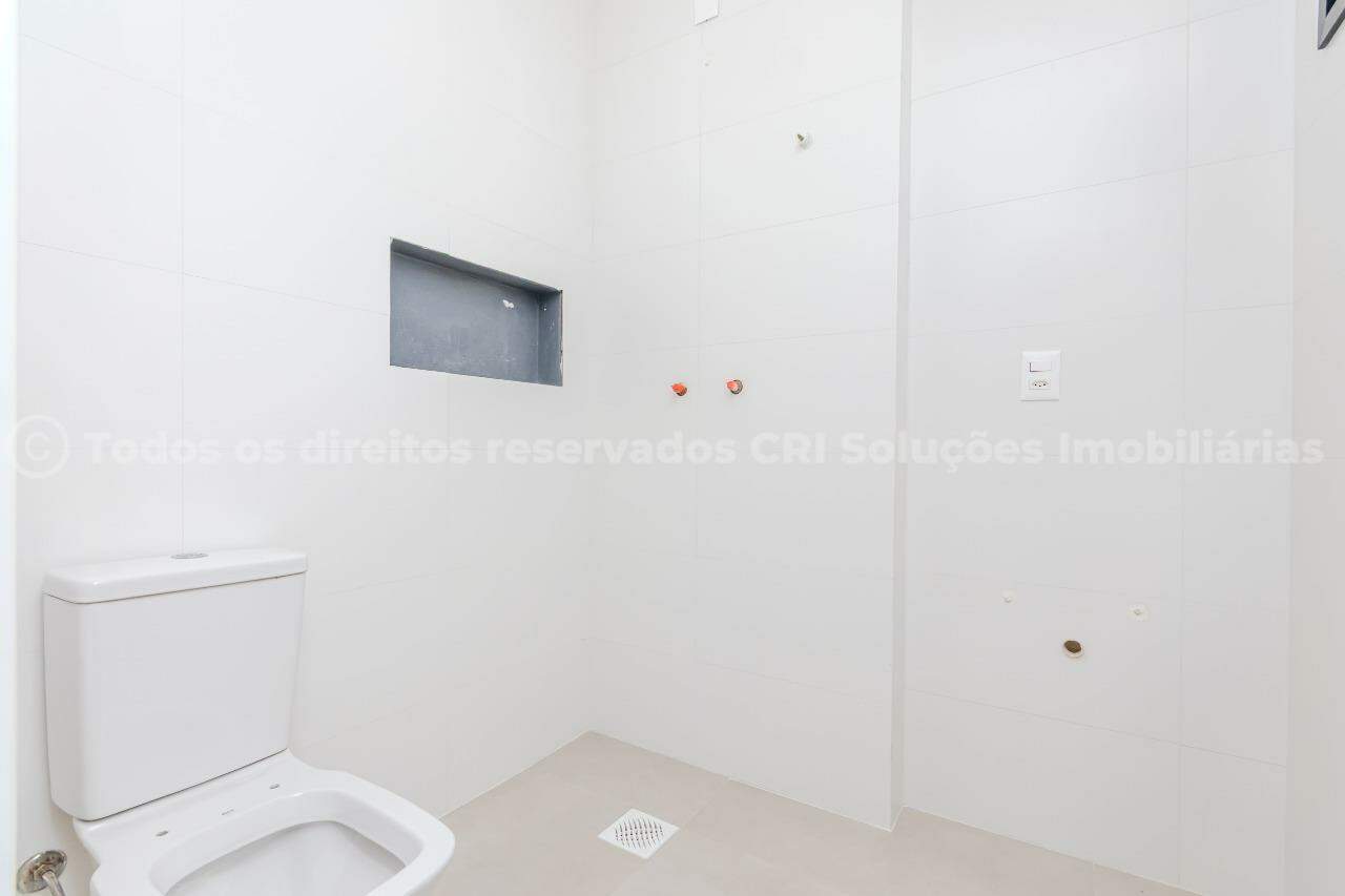 Foto do imóvel Apartamento 3 suítes a venda no edifício Oxford na Meia Praia, Itapema