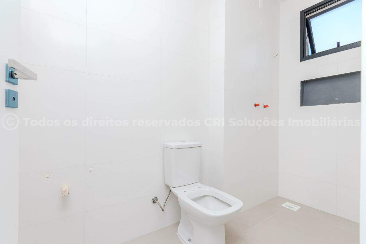 Foto do imóvel Apartamento 3 suítes a venda no edifício Oxford na Meia Praia, Itapema