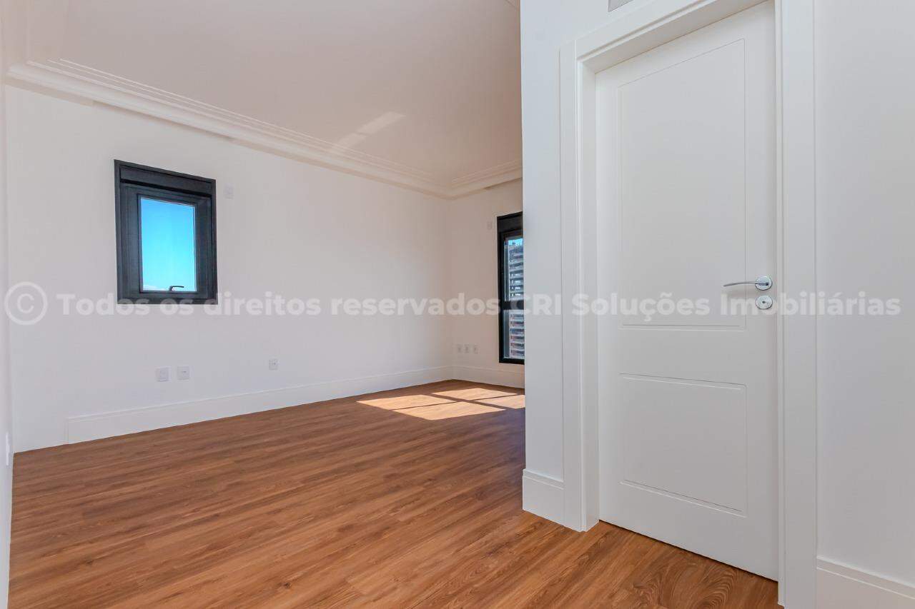 Foto do imóvel Apartamento a venda no Edificio Jardim Europa com 04 Quartos sendo 04 Suites em Itapema Meia Praia