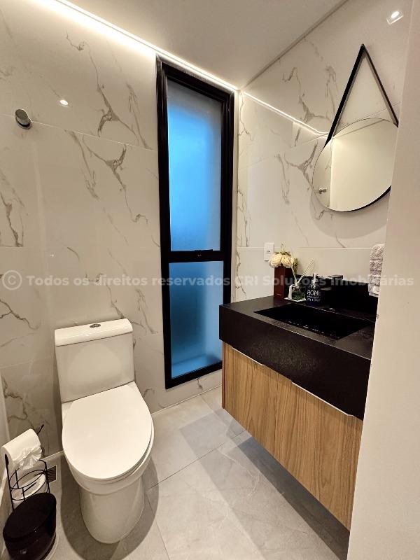 Foto do imóvel Apartamento Mobiliado com 2 Suítes à Venda no Edifício Saint Antoine na Praia Brava em Itajaí