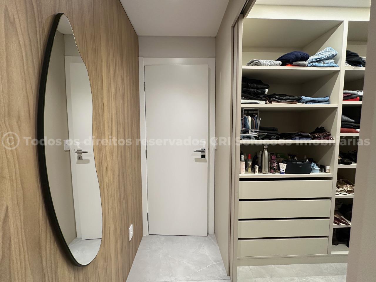 Foto do imóvel Apartamento Mobiliado com 2 Suítes à Venda no Edifício Saint Antoine na Praia Brava em Itajaí