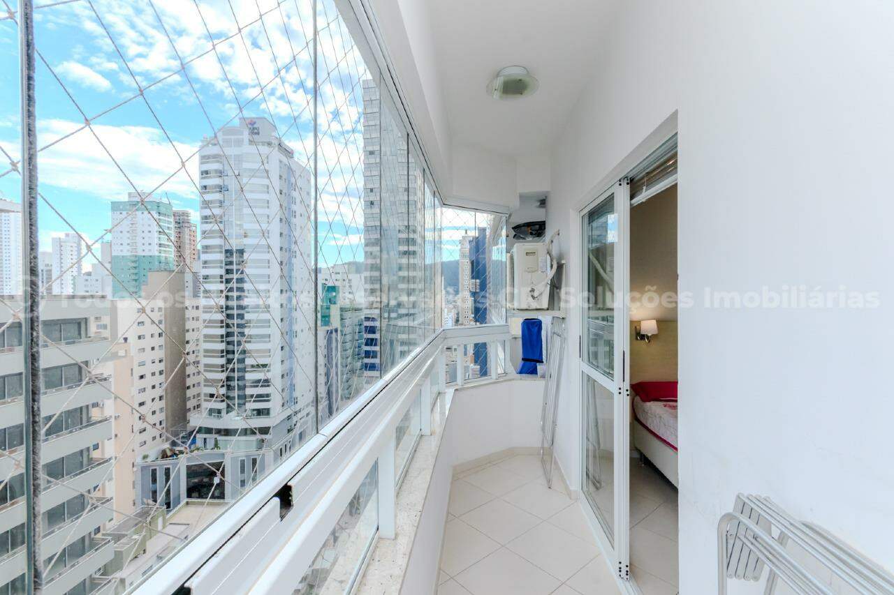 Foto do imóvel Apartamento a venda no Edifício Cidade Formosa com 4 Quartos sendo 2 Suítes no Centro de Balneário Camboriú.